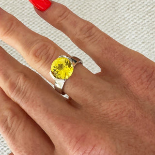 Fay's Sunshine Yellow Sapphire Ring