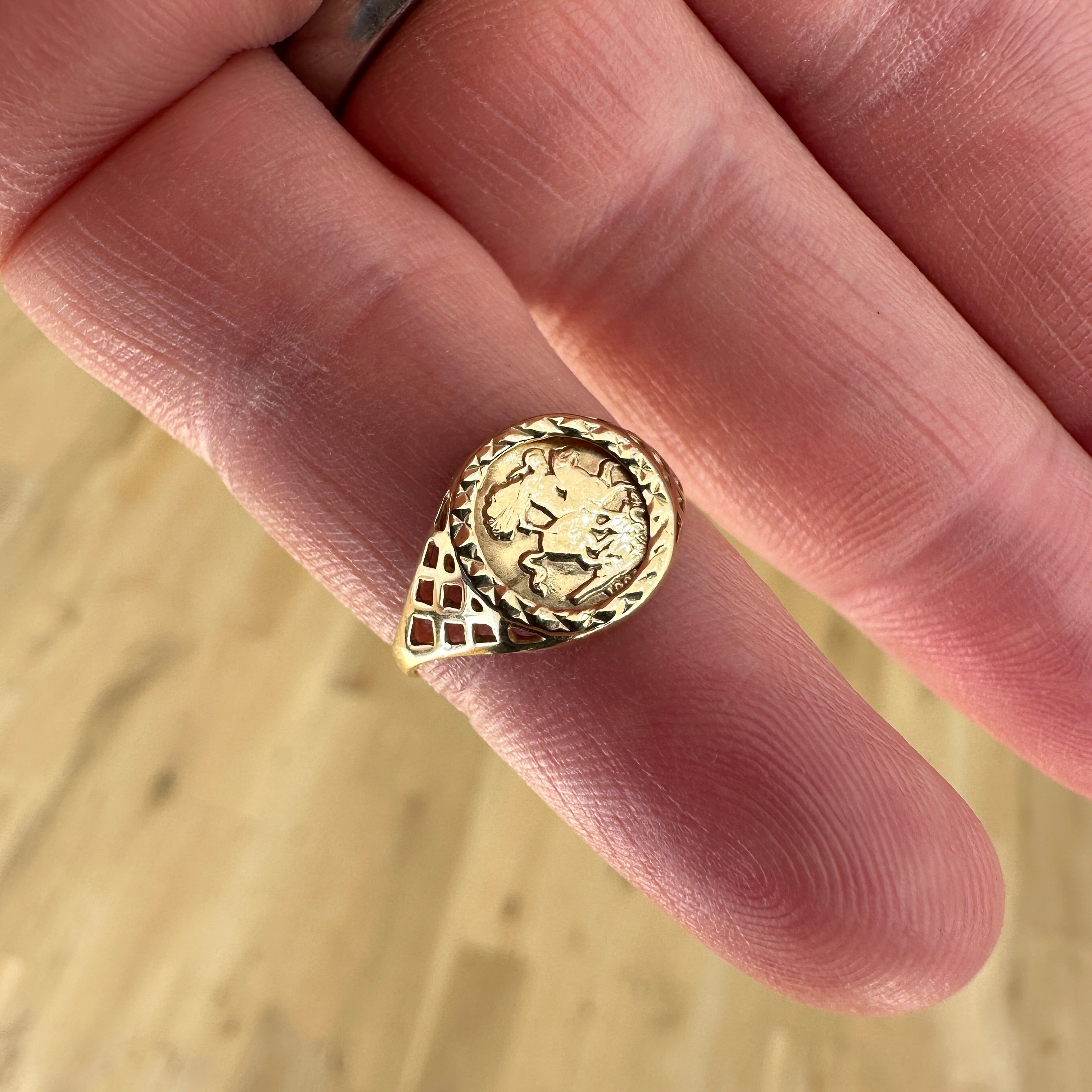 Pre-Owned St George 9ct Gold Pinky Ring