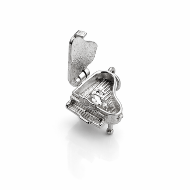 Silver piano-shaped pendant on a white background with mouse inside and lid open.